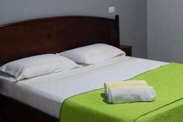 Otel Le Pinède Vistamare