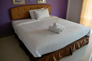 בית מלון כפרי Nuanrudee Resort