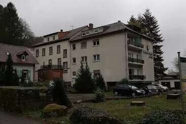 Hotelli Gästehaus Luise