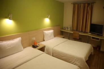 هتل 7days Inn Qingdao North Bus Station