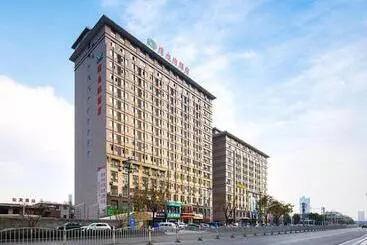 Vienna Hotel Shaanxi Weinan Shengli Street Railway Station