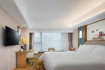 Vienna Hotel Zhejiang Jinhua Municipal Government Wanda Plaza
