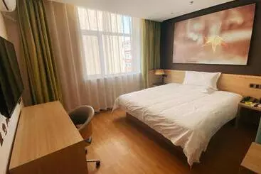 Iu Hotels· Taiyuan Qianfeng Nan Road