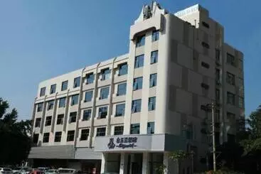 Magnotel Hotel Xiamen North Station Binhai