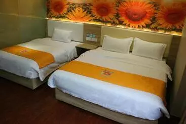 Pai Hotel·chongqing Jiangbei Airport Changfu Road Light Rail Station