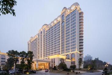 Hotel Laibor International