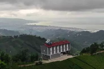 Kartal Yuvası Dağ Evi Otel