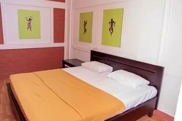 Hotelli Deepwoods Stay