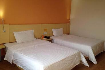 Hotel 7days Inn Qionghai Bus Station