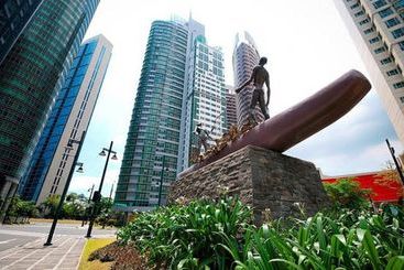 هتل Avant Apartments At The Fort