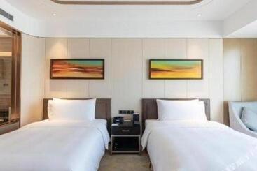 The Qube Hotel Jingzhou