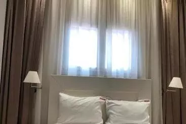 Turistihuoneistot Myrto Rooms