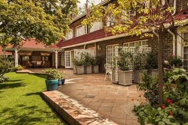 Pension Acacia House