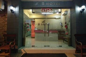 One Hotel Sadong Jaya