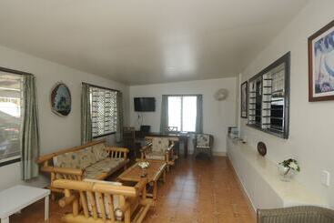 هتل Talofa Inn