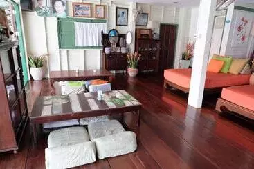 Pensionat Baanrak Amphawa Homestay