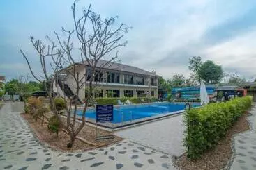 هتل Sky Resort Kanchanaburi