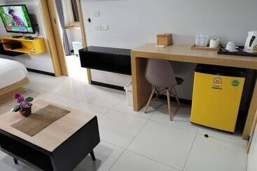 Szálloda Baan Bangkok 97