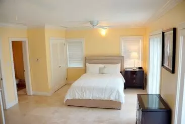 Hotelli The Hamilton Beach Villas & Spa