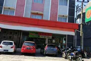 Отель Pengayoman