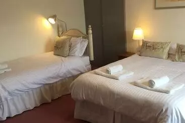 Bed and Breakfast Lovat House