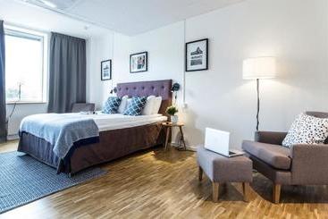 Biz Apartment Solna