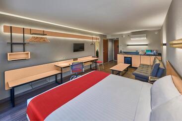 Otel City Express By Marriott Celaya Galerias