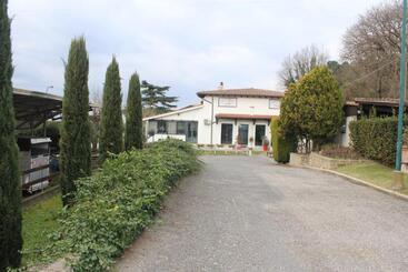 Отель Il Casale