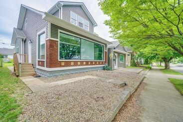 Vakantiehuisje Bright New Albany Home: 12 Mi To Churchill Downs!