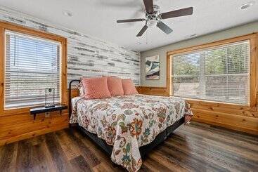 茅舍 Elegant Elite Estate By Ghosal Luxury Lodging