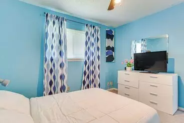 Mökkimajoitus Family Friendly Okc Area Getaway: Dogs Welcome!