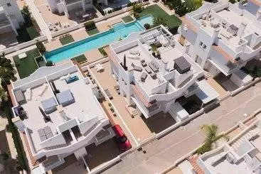 アパートホテル Helgafell