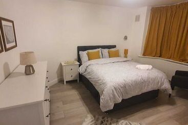 Residenza Charming Wembley Home Near Wembley Stadium