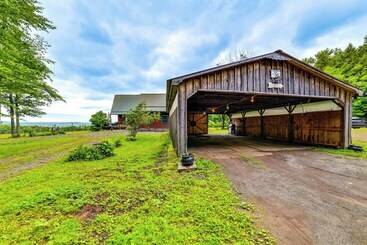 Quinta ou Casa Rural Secluded Oxford Cabin On 75 Acres: Sunset Views!