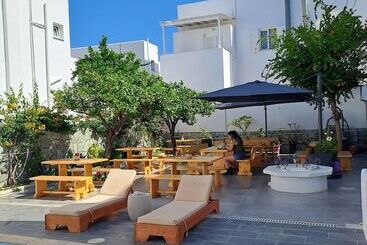 هتل Oceanis Resort