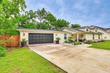 Hus på landet Luxe Pilot Point Home: 3 Mi To Lake Ray Roberts