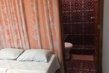 پانسیون Casa El Almendro Maritza Y Omar