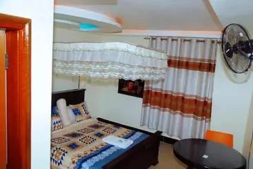 پانسیون Link Suites Bar And Resstaurant Mbarara