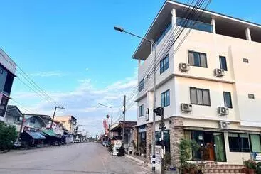 Hôtel Goodtimeบึงโขงหลง