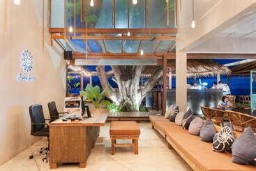 هتل Tamarina Bed & Beyond