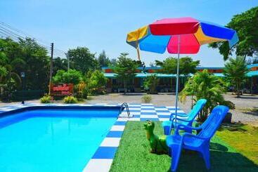 Kwanjai Resort