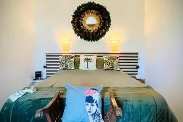 Majatalo Le Mas D Emilienne