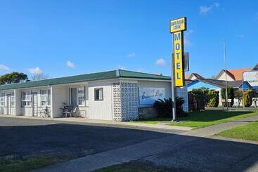 Endeavour Lodge Motel