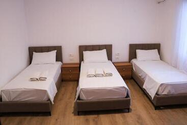 پانسیون Albora Guest House 3