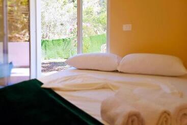 پانسیون Lemon House Borsh