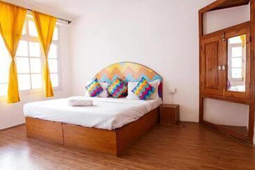 Albergue Oak Land House Manali