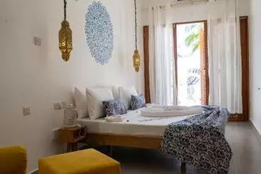 Hotel Pili Pili Orient Beach Resort