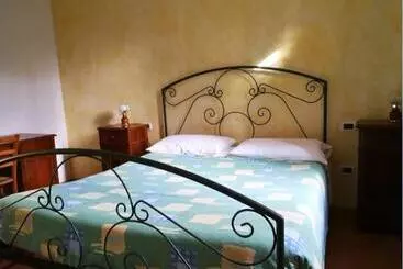 Aamiaismajoitus (B&B) Al Mulino Di Sant Eufemia