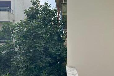 تختخواب و صبحانه Freya S Rooms