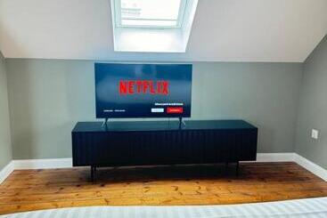 Majatalo Aura Castle